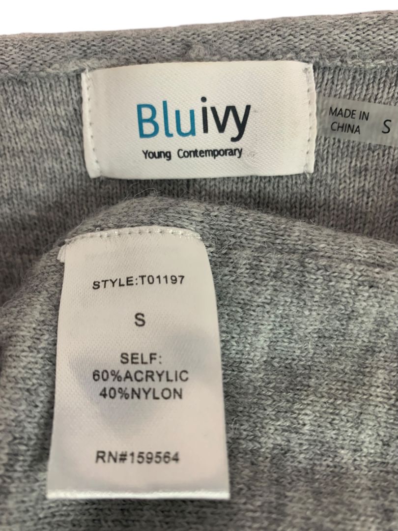 Small BluIvy Womens Gray Henley Style Sweater Lightweight