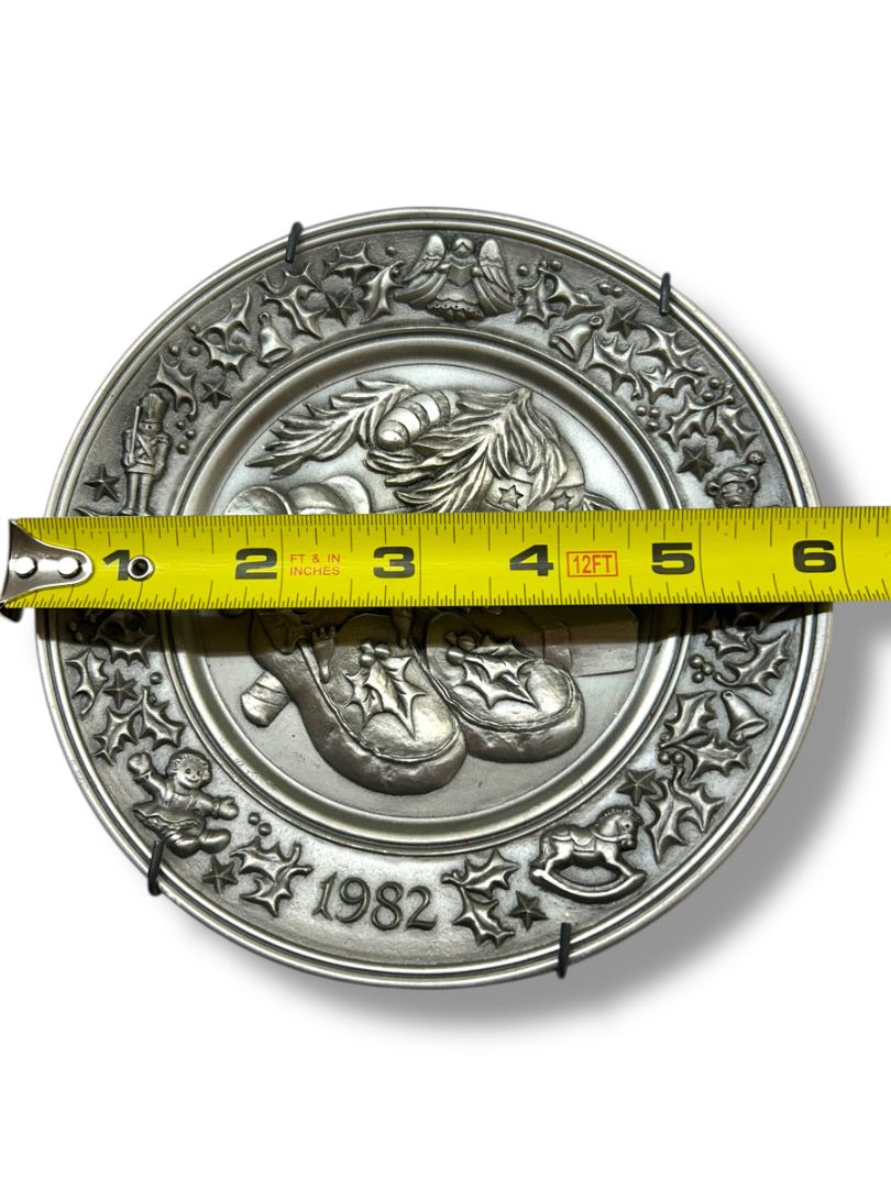 1982 Hudson Pewter Plate Andrea Hollis Christmas Limited 5.9" Not a Creature was Stirring