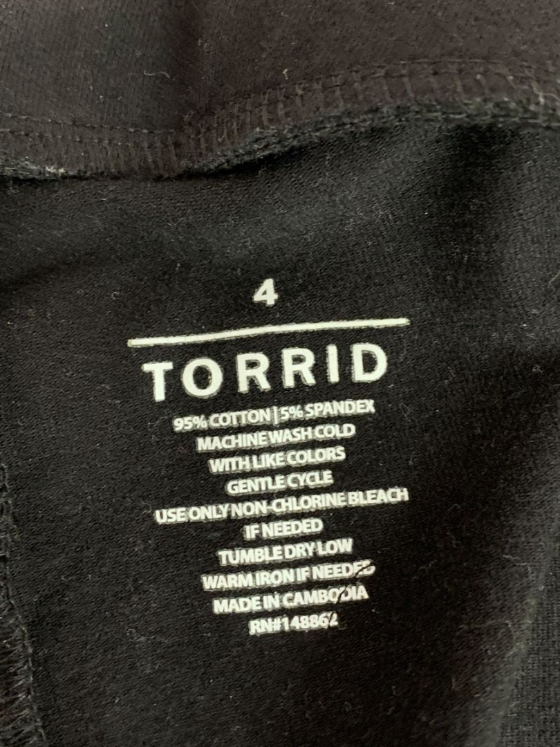 Size 4X Torrid Womens Black Distressed Leggings Below Knee 18" Inseam