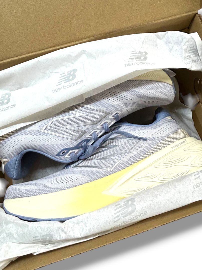 Size 10 New Balance Womens Fresh Foam 880v15 Running Shoes Sneakers Gray Beige