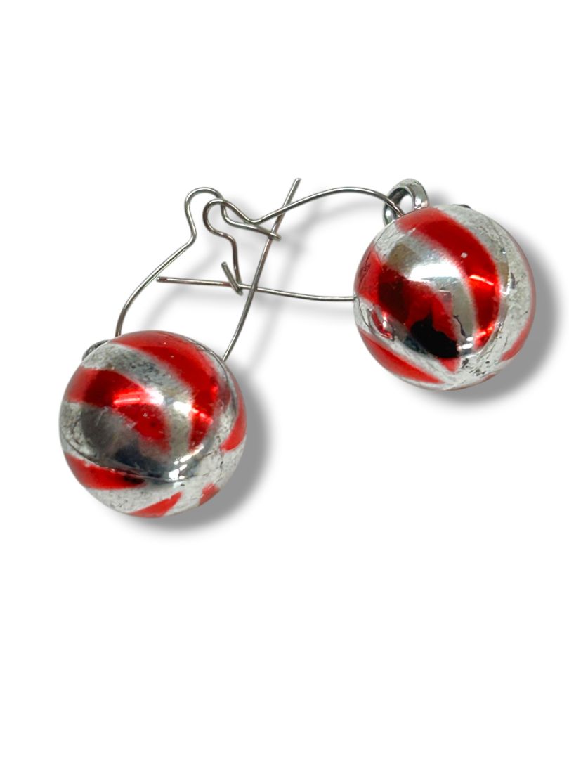 7 Pair Pierced Holiday Christmas Earrings Bells Wreath Candycane Mistletoe