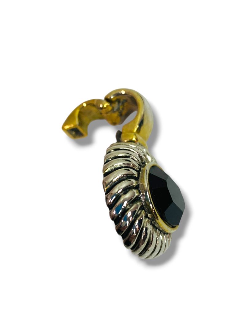 Hinged Pendant Goldtone Silvertone Faceted Black .75"