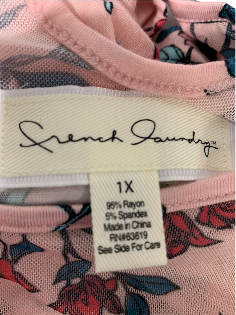 Size 1X French Laundry Womens Cold Shoulder Soft Knit Shirt Pink Print