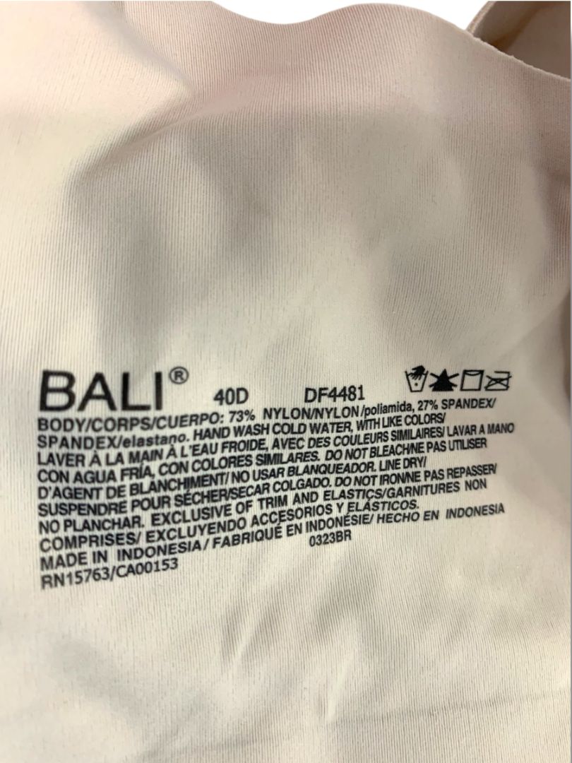Size 40D Bali Bra Padded Underwire DF4481 Ultimate Smoothing T-Shirt