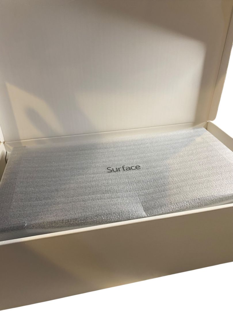 Microsoft Docking Station for Surface 3 New Open Box GJ3-00009-US