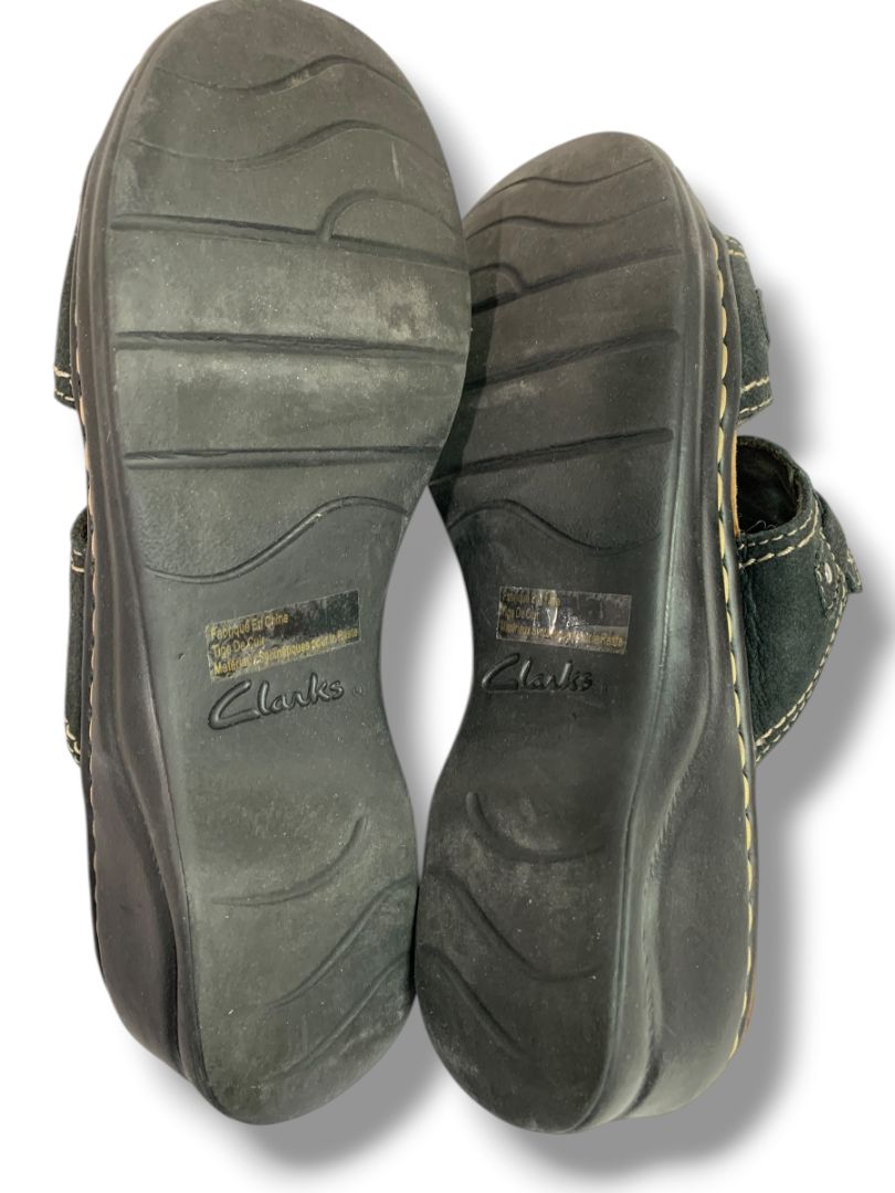 Size 9M Clarks Womens Brown Leather Sandal Slides Lexi Willow Silvertone
