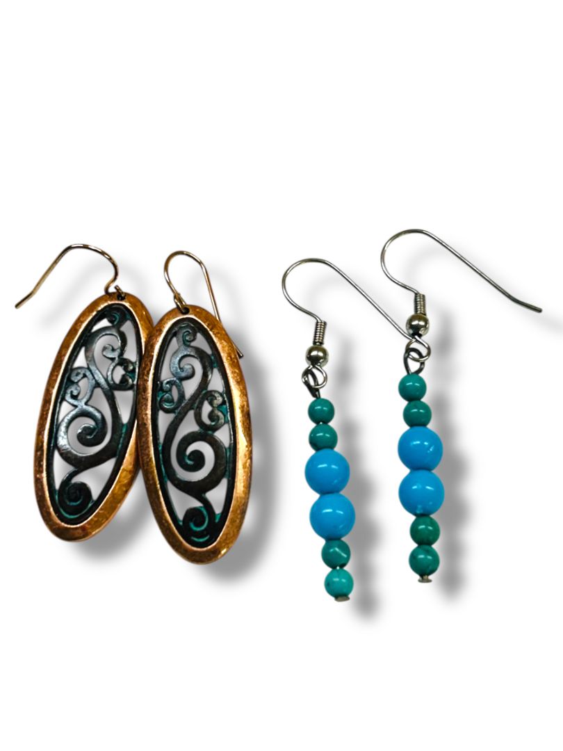 Lot of 2 Pair Earrings Drop Dangle Pierced 1.5-1.75" Fishhook