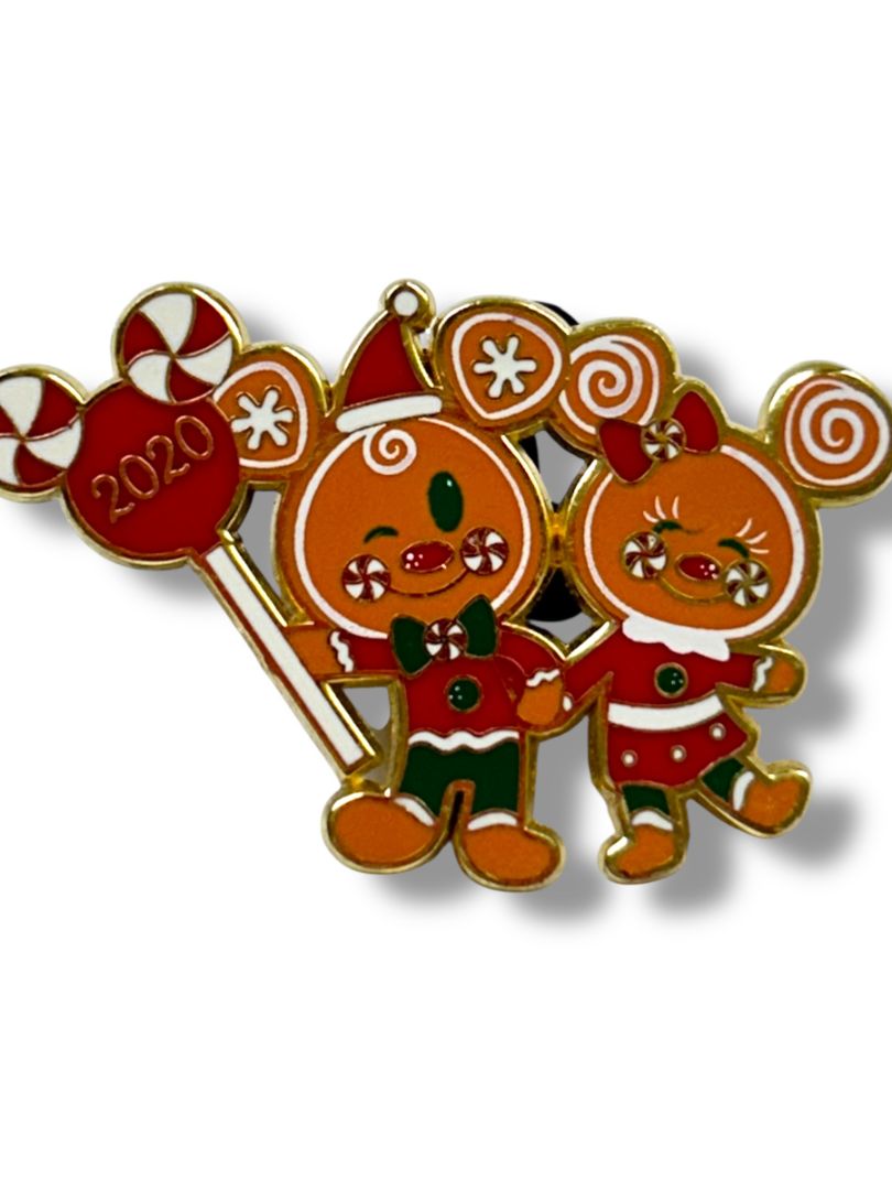 2020 Disney Lapel Pin Mickey and Minnie Gingerbread 1.75" Holiday