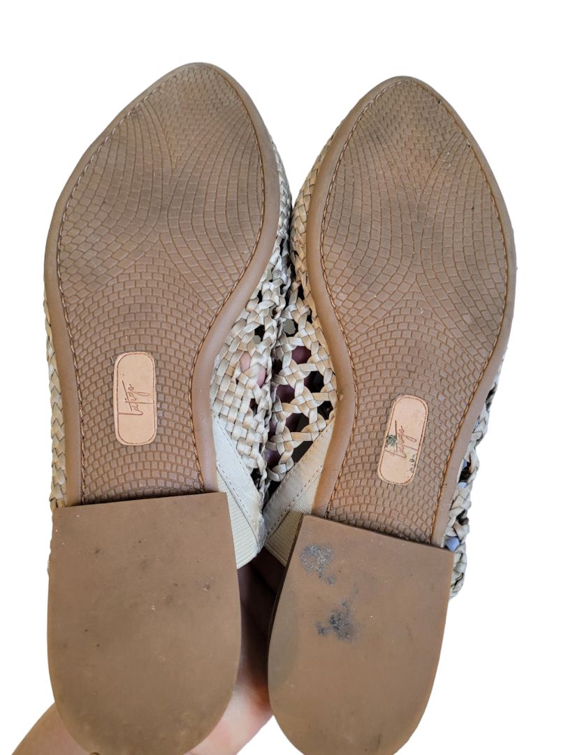 10M Latigo Anthropologie Champagne Woven Mules Slides Flats Shoes