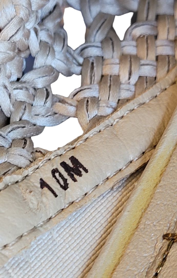 10M Latigo Anthropologie Champagne Woven Mules Slides Flats Shoes