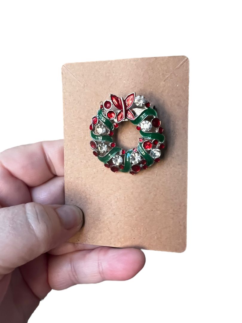 Enamel Rhinestone Wreath Brooch Christmas Holiday Silvertone