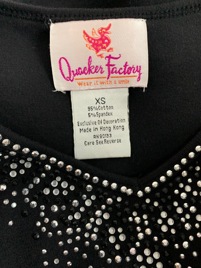 XS Quacker Factory Women's V-Neck Embellished Tshirt Short Sleeve Black