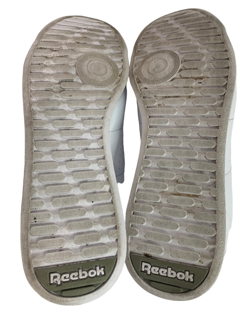Size 8 Reebok Women's Classic White Leather Sneaker Lace Up Shoe