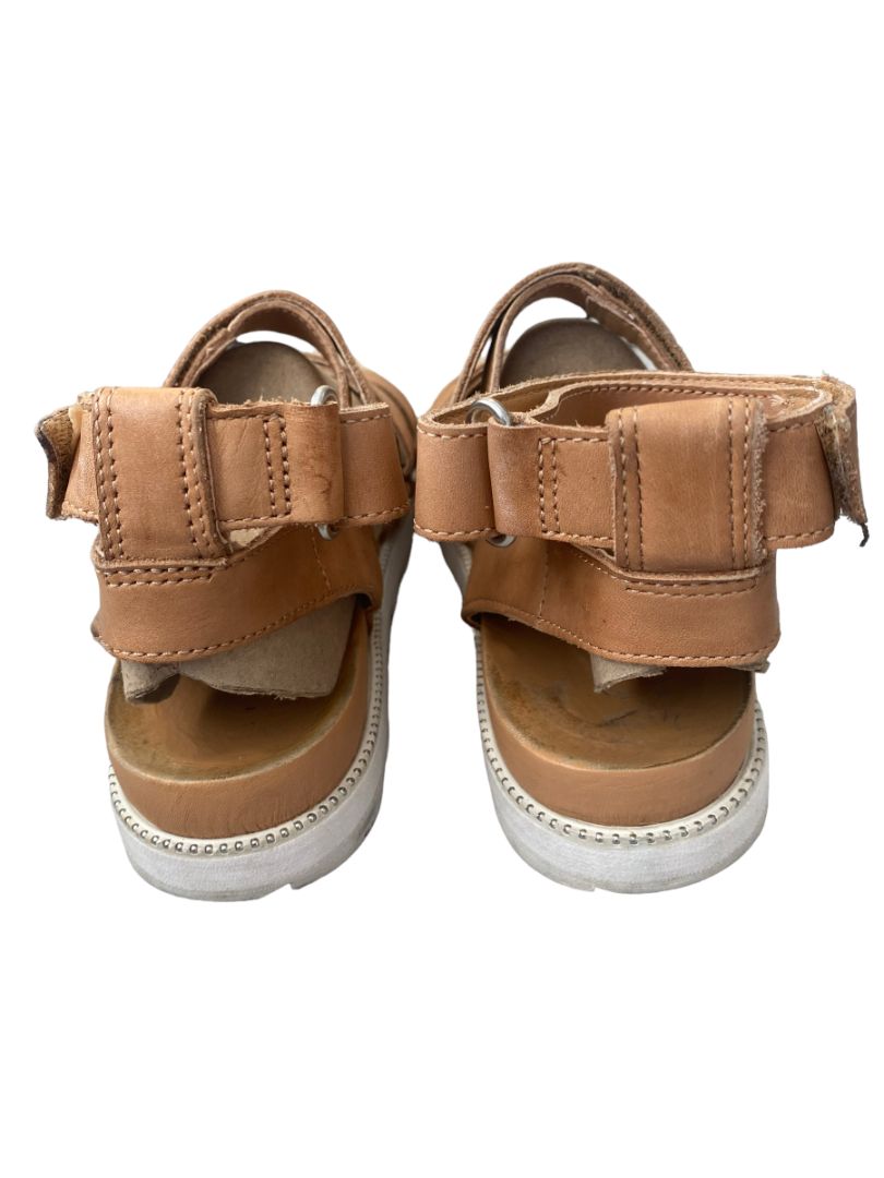 9 Sorel Roaming Brown Leather Gladiator Style Sandals Comfort