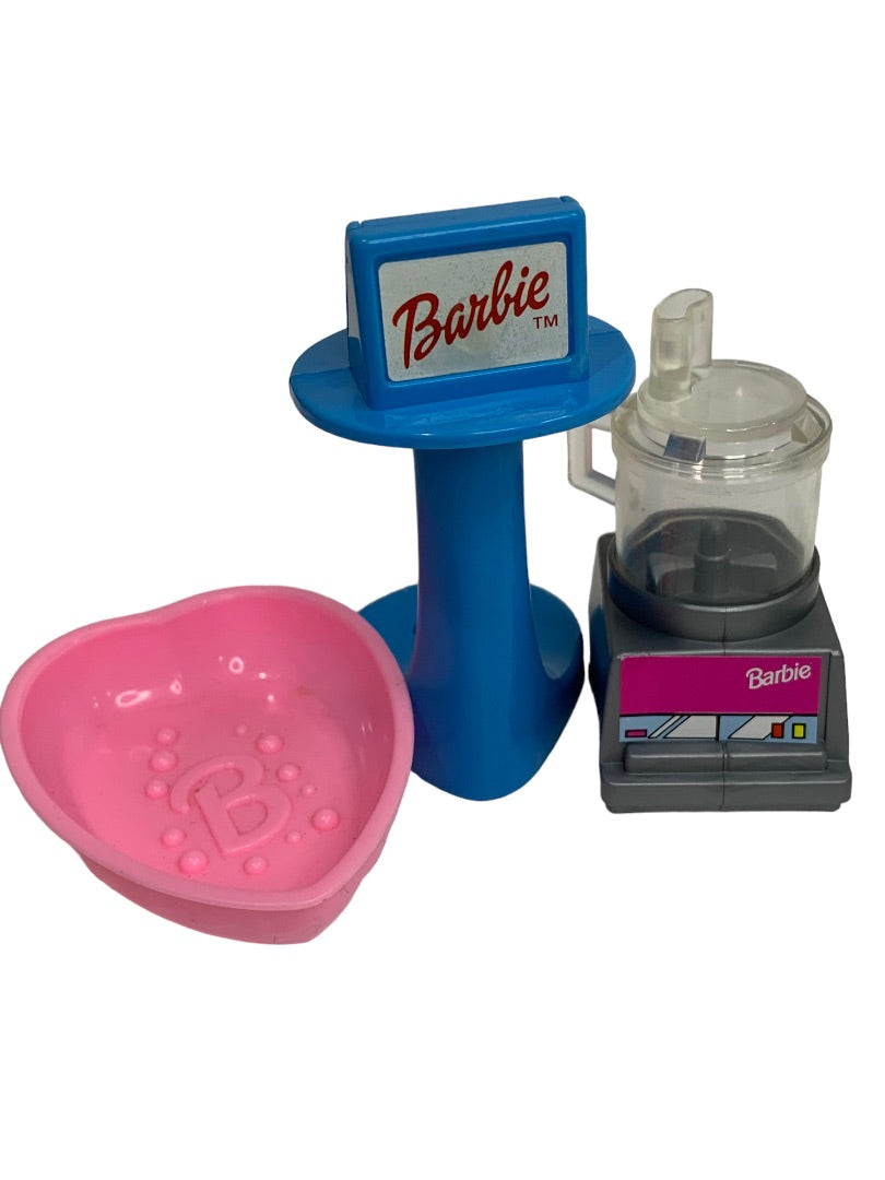 Barbie Mattel Mixed Lot Accessories Working Vacuum Mcdonalds Picnic Basket