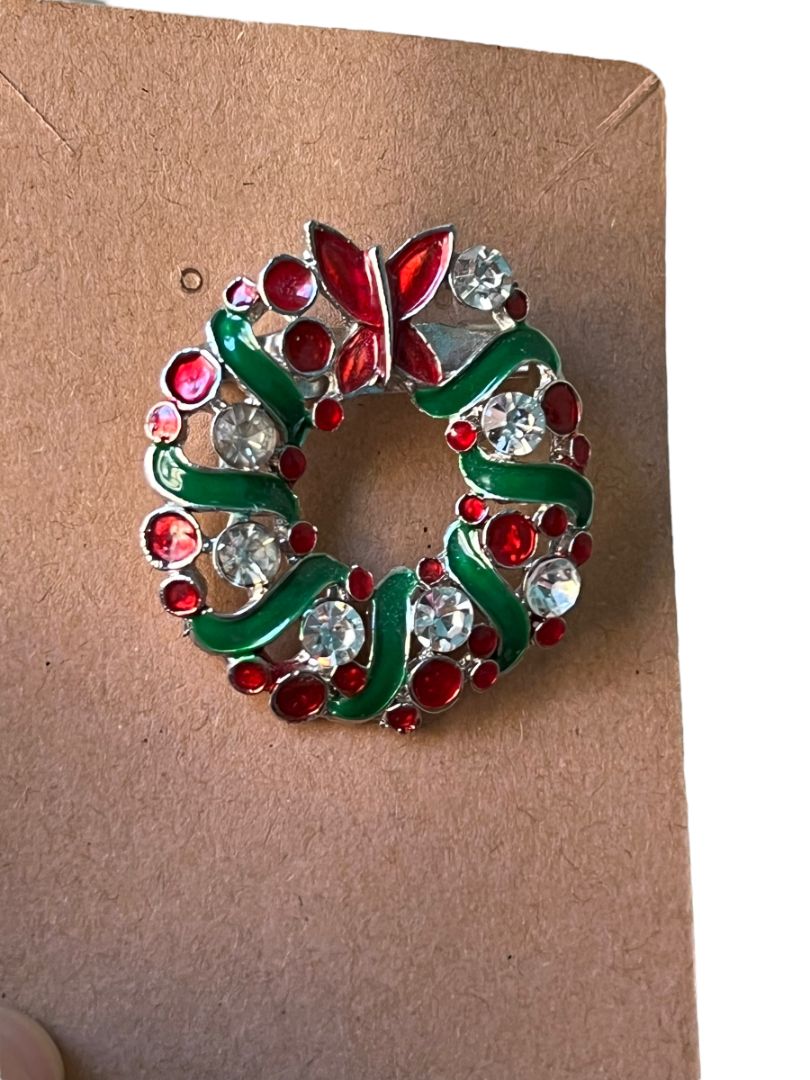 Enamel Rhinestone Wreath Brooch Christmas Holiday Silvertone