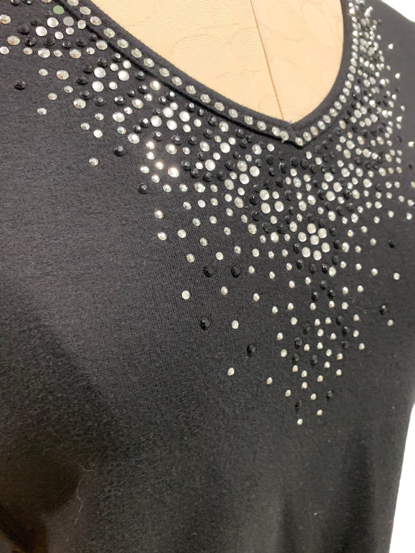 XS Quacker Factory Women's V-Neck Embellished Tshirt Short Sleeve Black