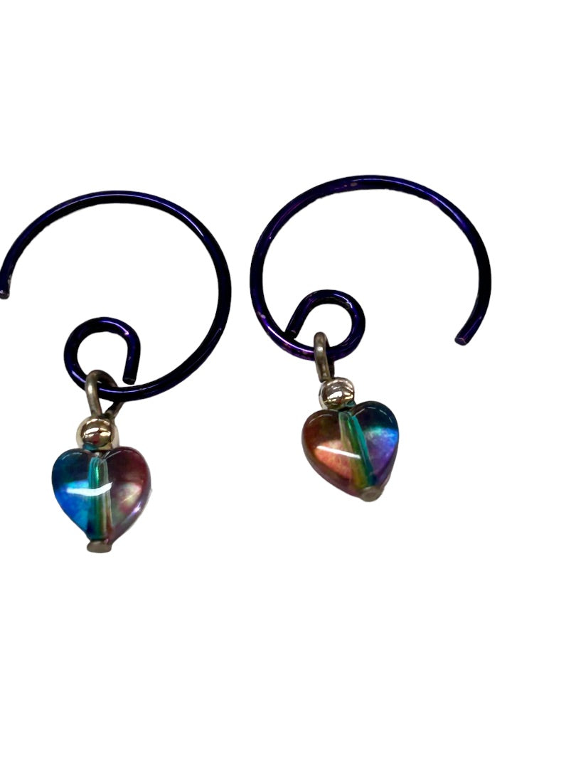 Pierced Earrings Color Shift Heart Threaded Purple Hoops 3/4" Diameter