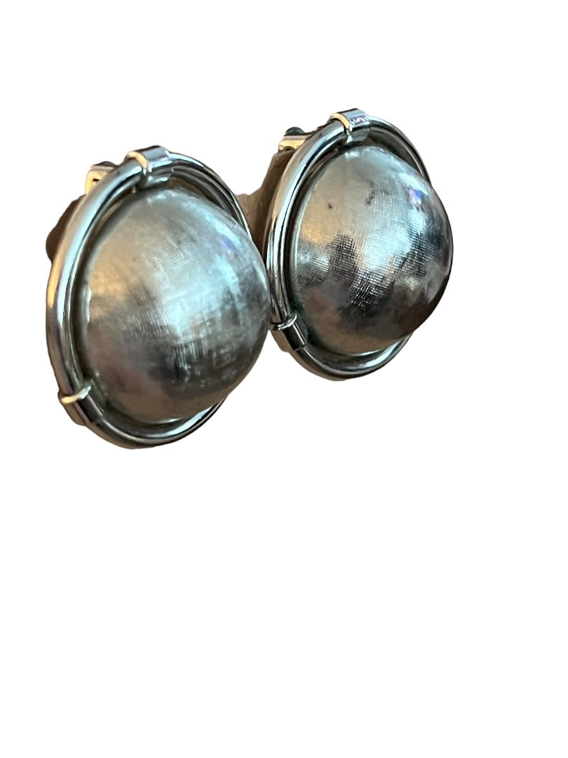 Coro Silver Tone Round Dome Textured Clip On Earrings 1 1/8" Diameter