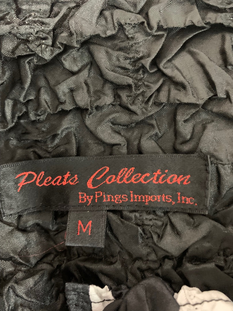 Medium Pleats Collection Women's Vintage 1990s Button Up Crinkle Stretch Blouse