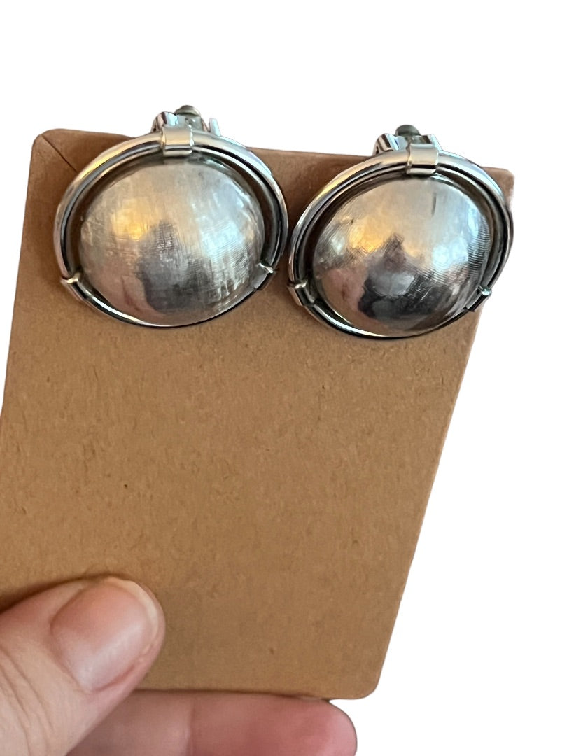 Coro Silver Tone Round Dome Textured Clip On Earrings 1 1/8" Diameter