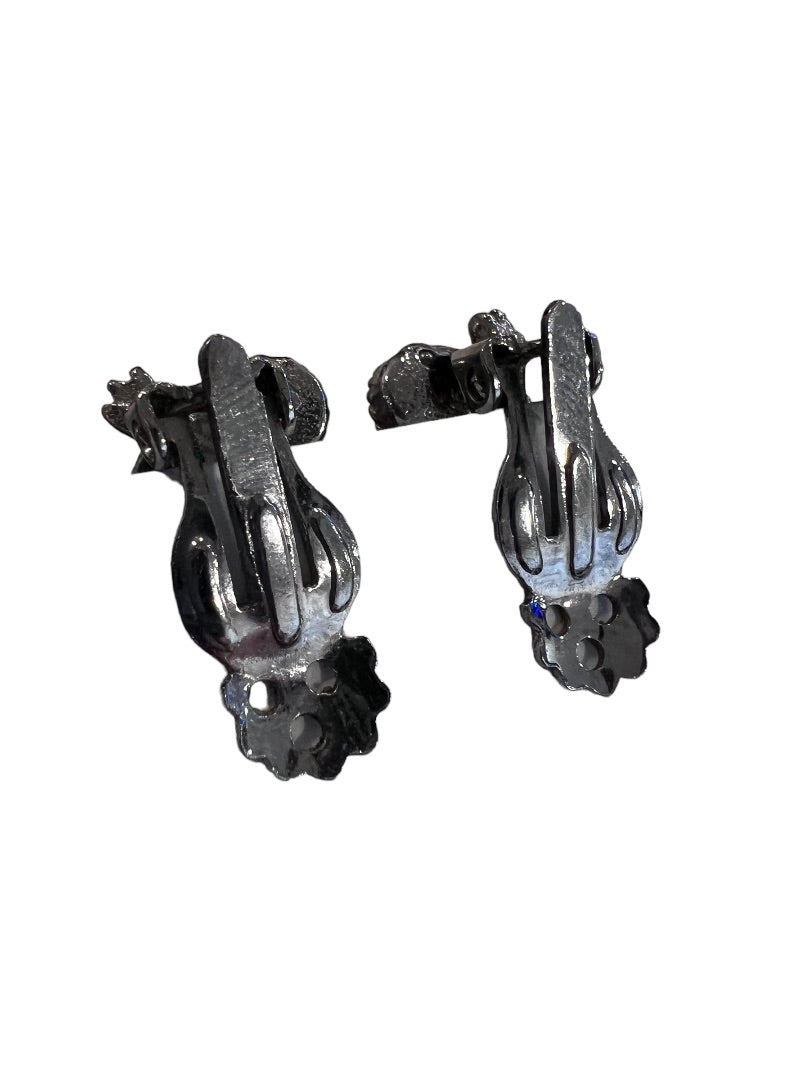 Silver Tone Pewter Clip On Earrings Plant Leaf Floral Organic Style