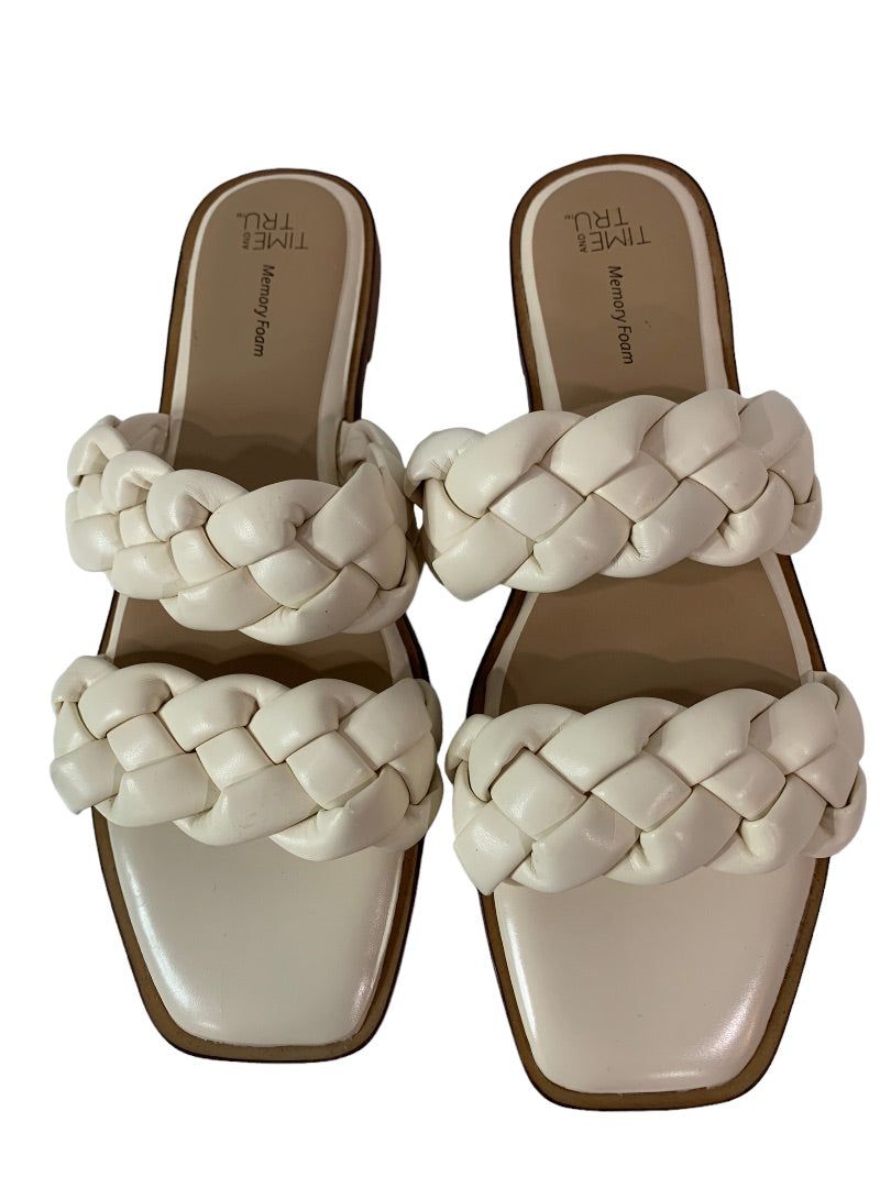 Size 8 Time & Tru Women's Slide Sandals Ivory Woven Vegan Leather Flats
