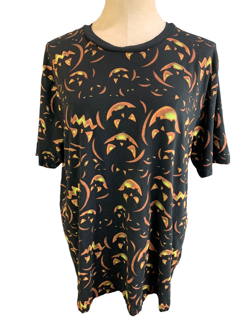 XXL ADTN Women's Black Jack-O-Lantern Short Sleeve Tshirt
