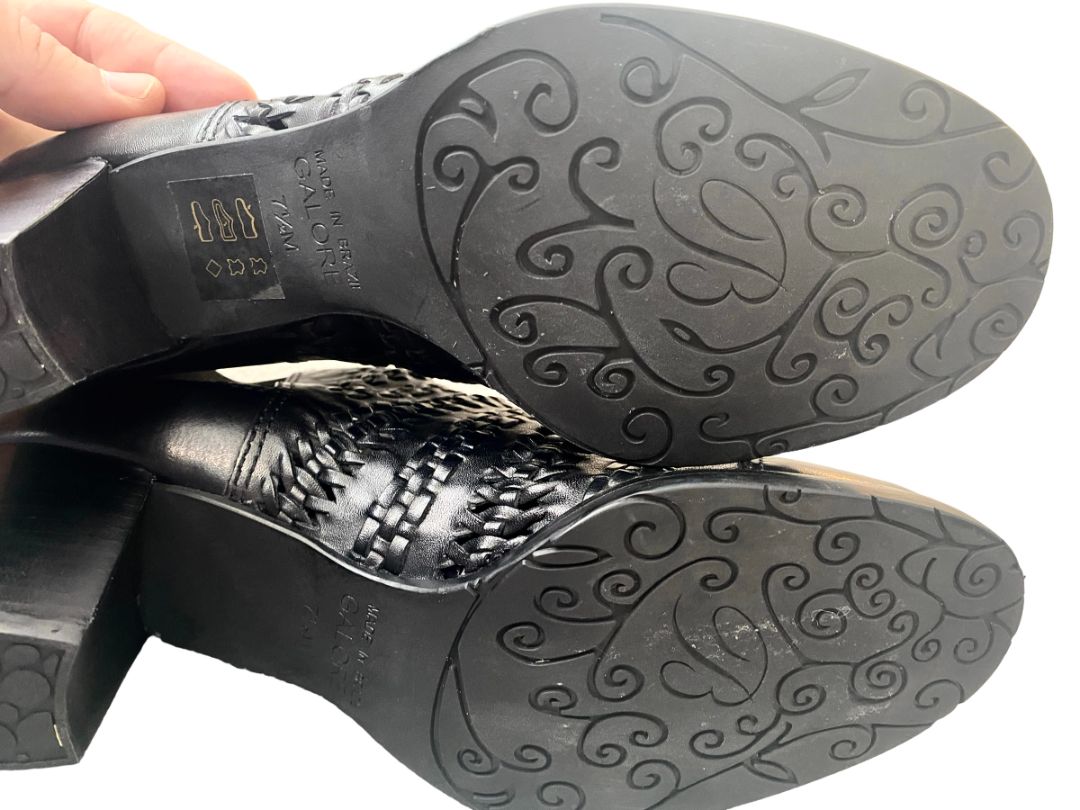 7.5 Brighton Galore Black Woven Leather Booties Boots