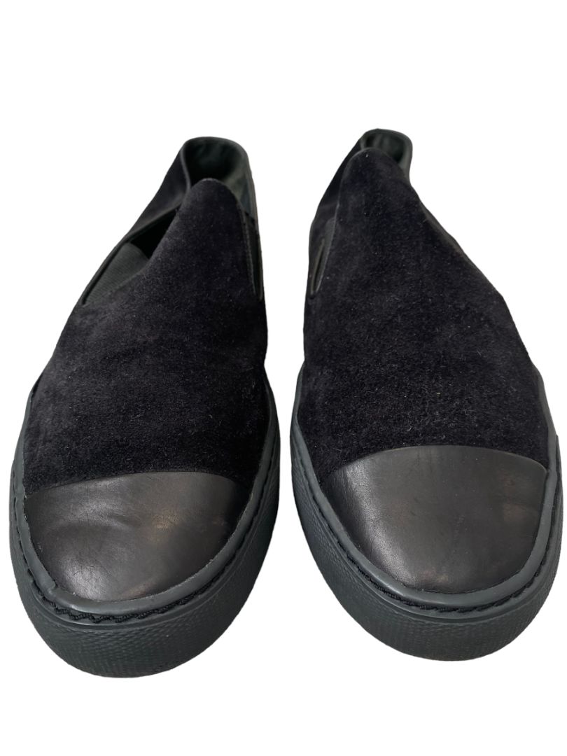 7 VINCE Neda Black Suede Slip-On Sneakers Leather Toe Cap