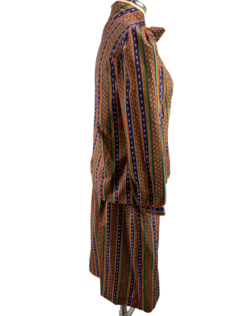 10/12 Petite The Wyndham Collection Women's Skirt and Blouse Vintage 1980s