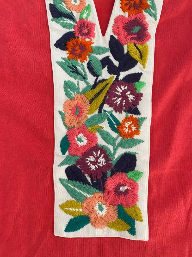 Small Spartina Sleeveless Embroidered V-Neck Top Blouse