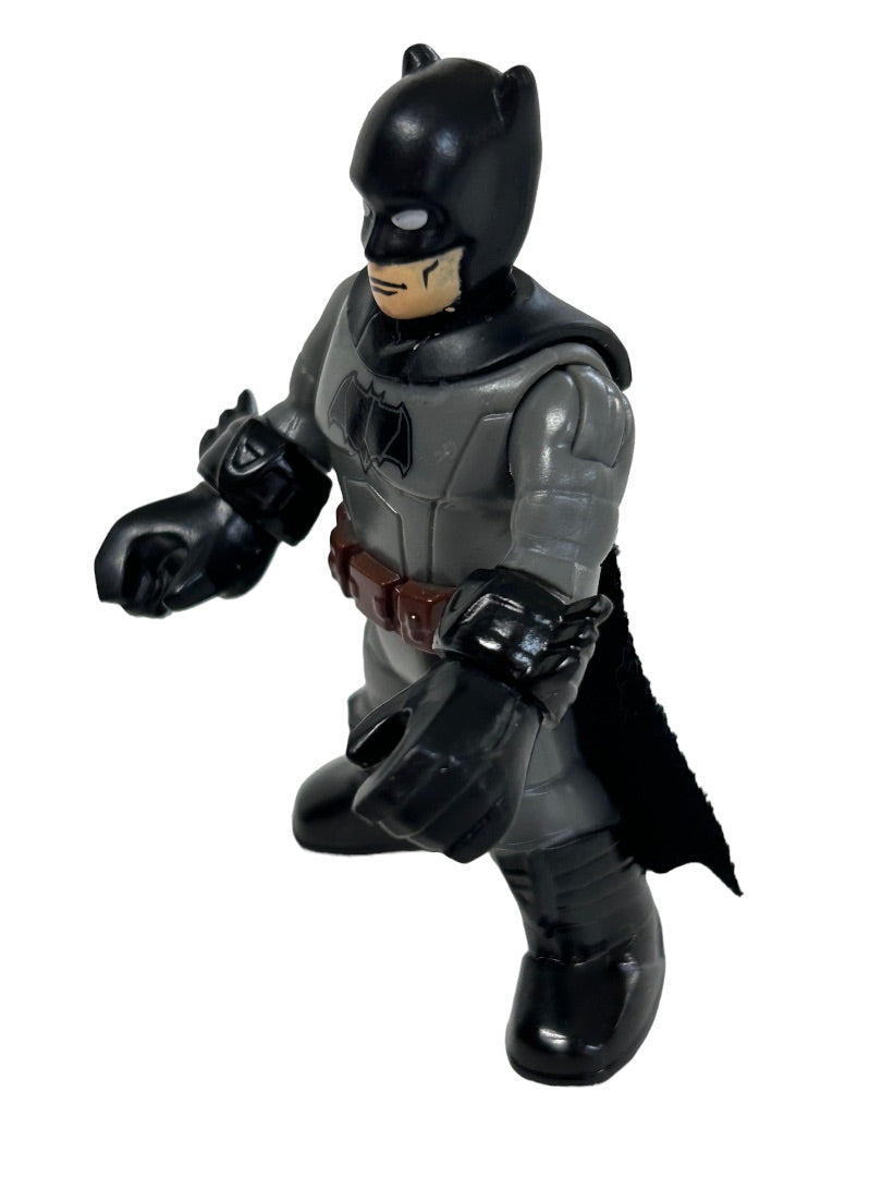 Fisher-Price Imaginext DC Comics Super Friends Batman Action Figure Toy S15
