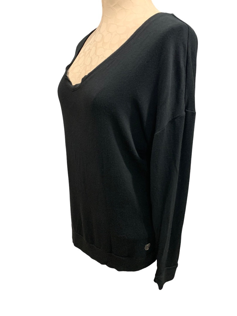 Medium Balance Collection Women's Black Oversize V-Neck Shirt Criss Cross