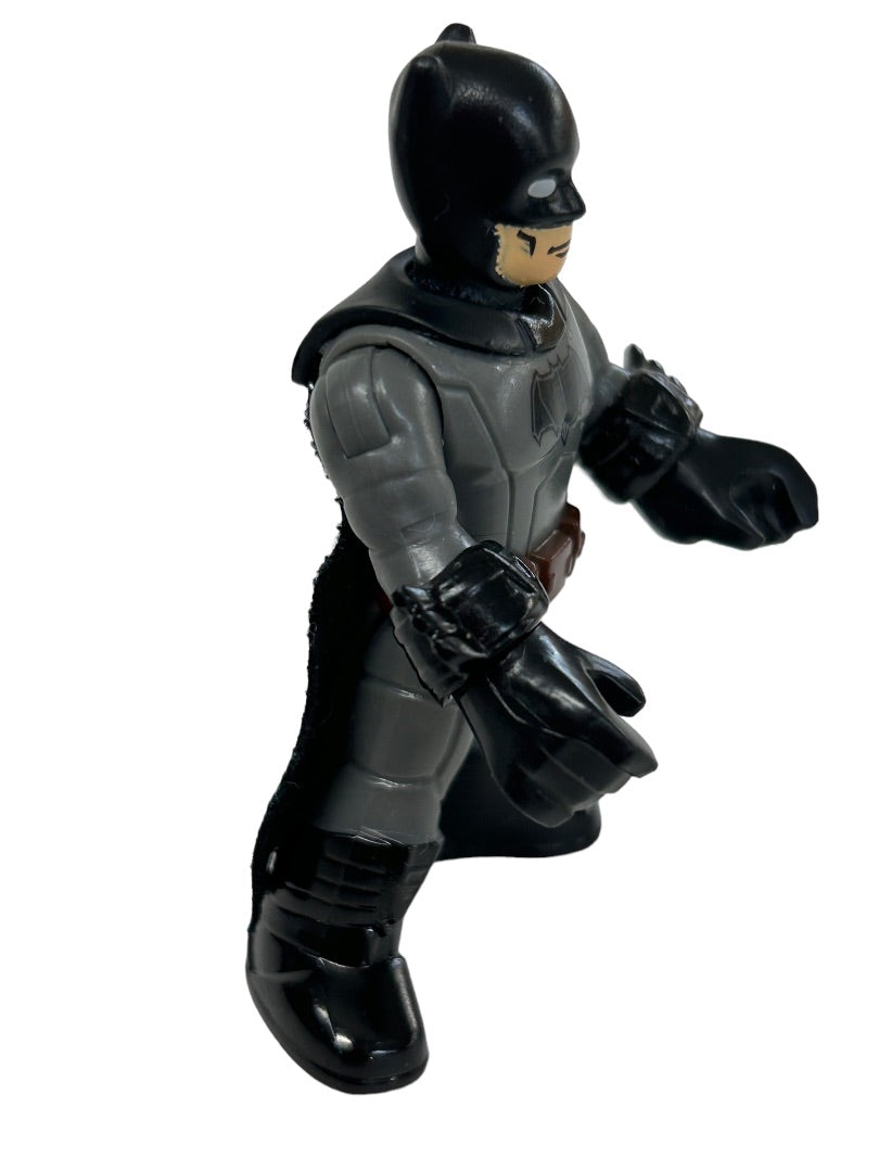 Fisher-Price Imaginext DC Comics Super Friends Batman Action Figure Toy S15