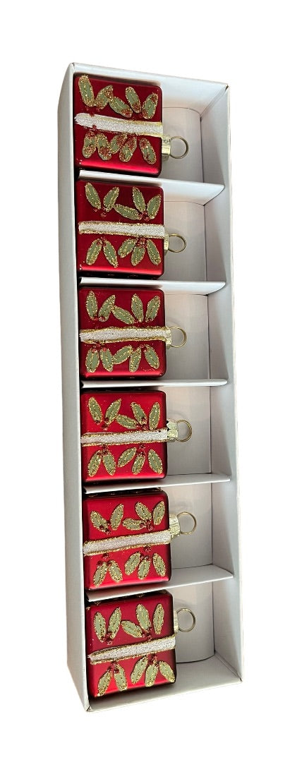 October Hill Holly Holiday Place Card Holder Ornament Set of 6