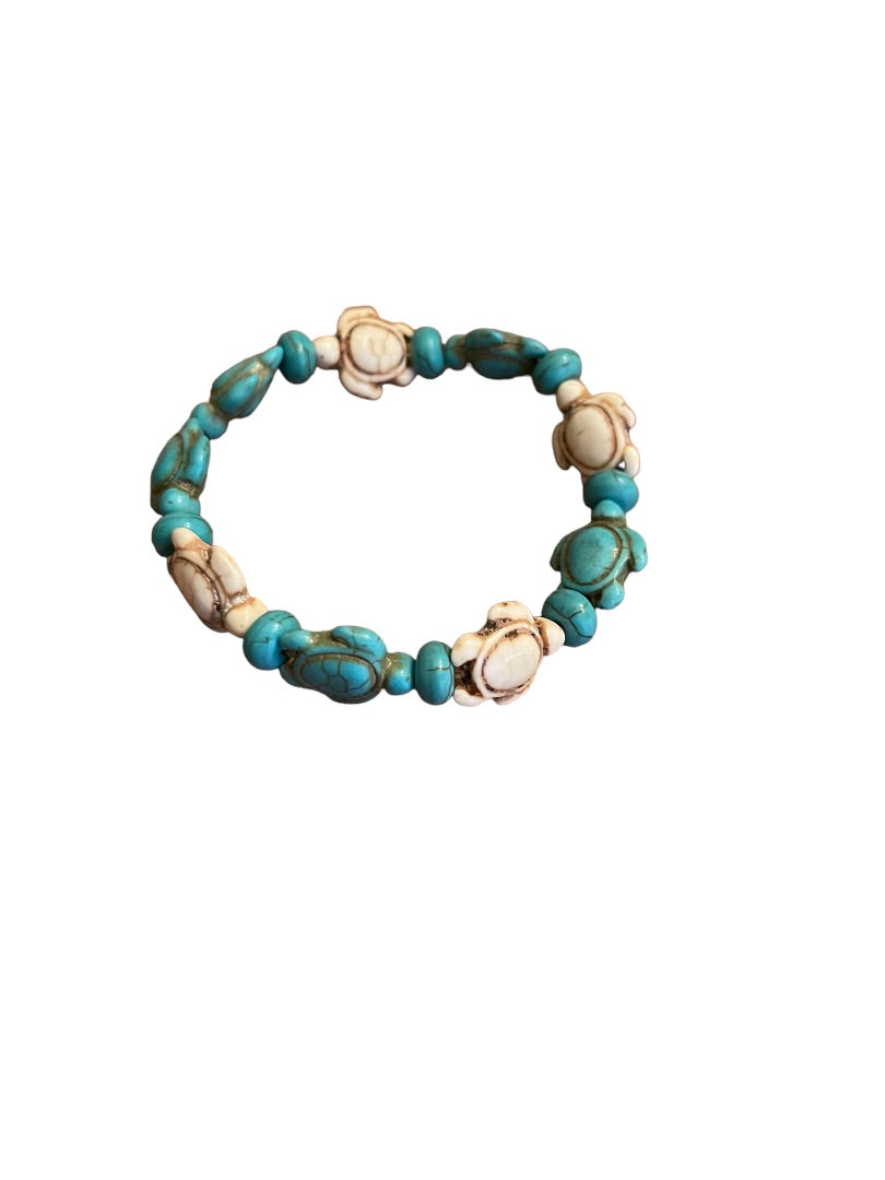 Sea Turtles Beaded Stretch Bracelet Faux Turquoise Off White