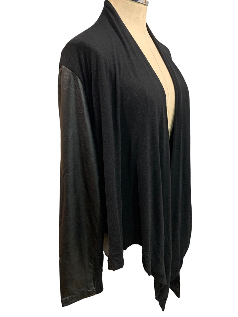 14W Amanda + Chelsea Women's Open Cardigan Vegan Leather Trim Black