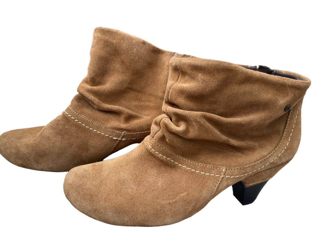 9.5 (40) Pikolinos Turin Brown Suede Ankle Booties Boots