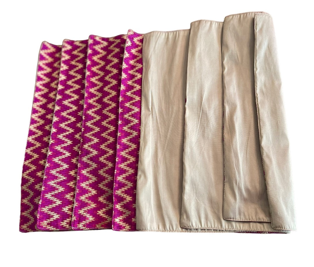 Placemats Gold Hot Pink Fuchsia Set of 4 Table Linens 12.5 x 17.5"