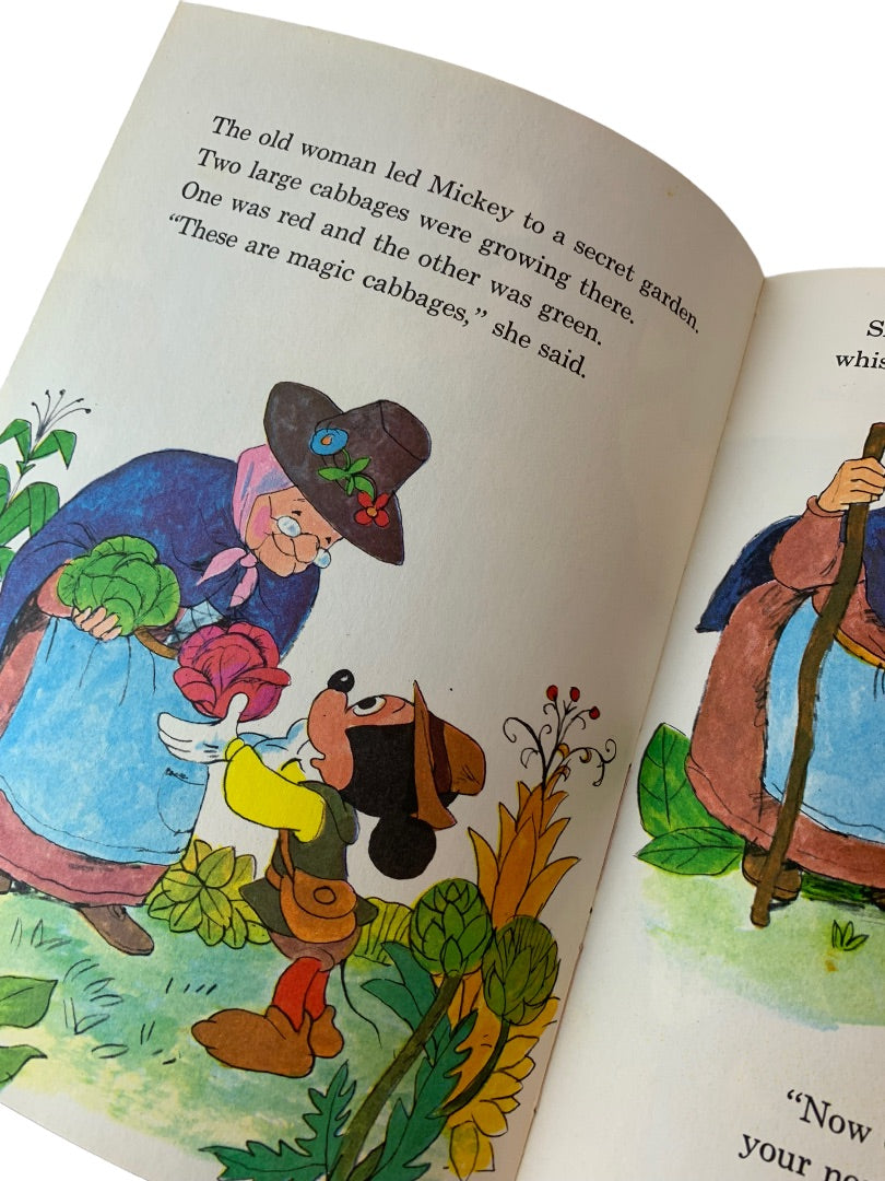 Walt Disney Productions 1975 Mickey and the Magic Cloak Wonderful World of Reading Book