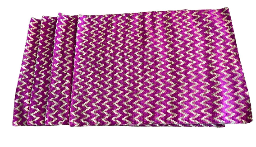 Placemats Gold Hot Pink Fuchsia Set of 4 Table Linens 12.5 x 17.5"