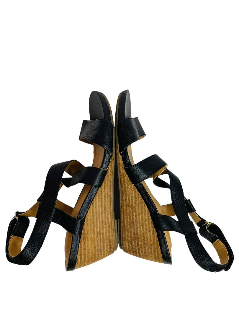Size 9 Me Too Women's Black Leather Wedge Payton Sandals