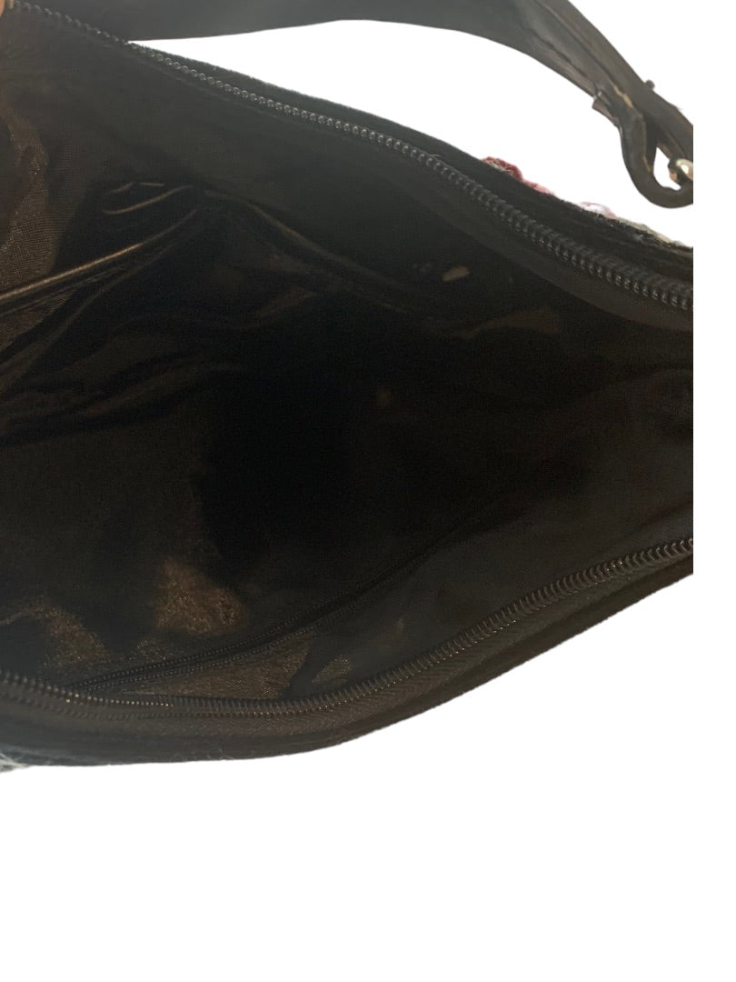 Black and White Tweed Shoulderbag Floral Applique 8"h x 11.5"w