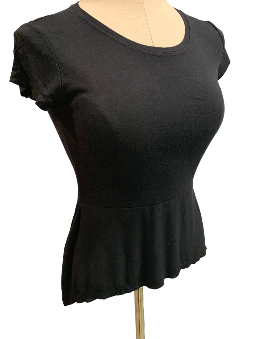 XS Philosophy women's Black Skirted Short Sleeve Tshirt