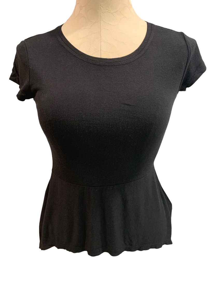 XS Philosophy women's Black Skirted Short Sleeve Tshirt