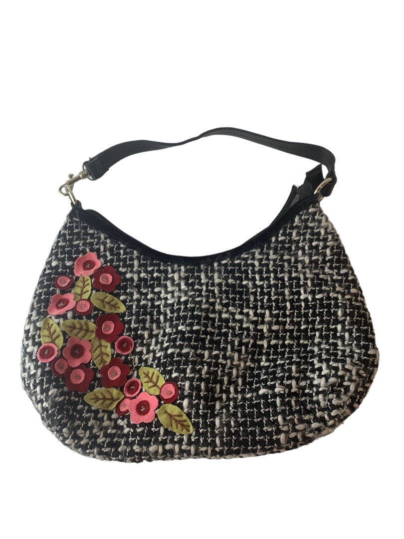 Black and White Tweed Shoulderbag Floral Applique 8"h x 11.5"w