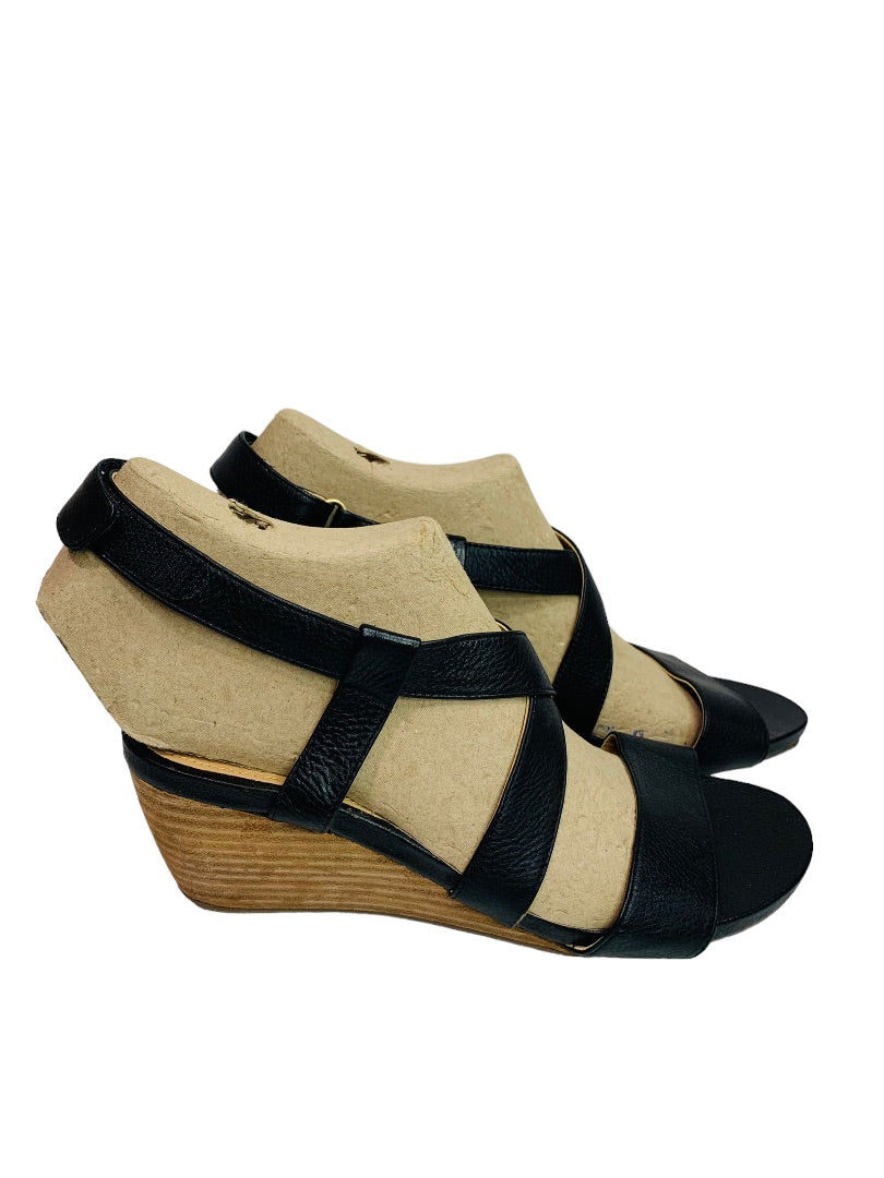 Size 9 Me Too Women's Black Leather Wedge Payton Sandals