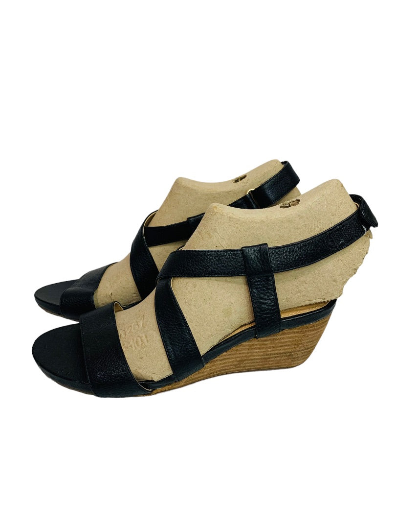 Size 9 Me Too Women's Black Leather Wedge Payton Sandals