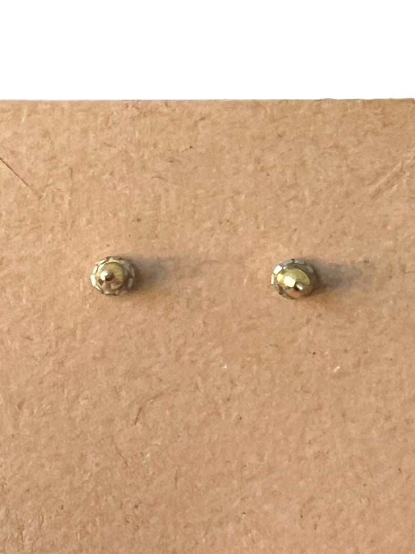 Vintage Dangle Earrings Goldtone Green Enameled Post Pierced